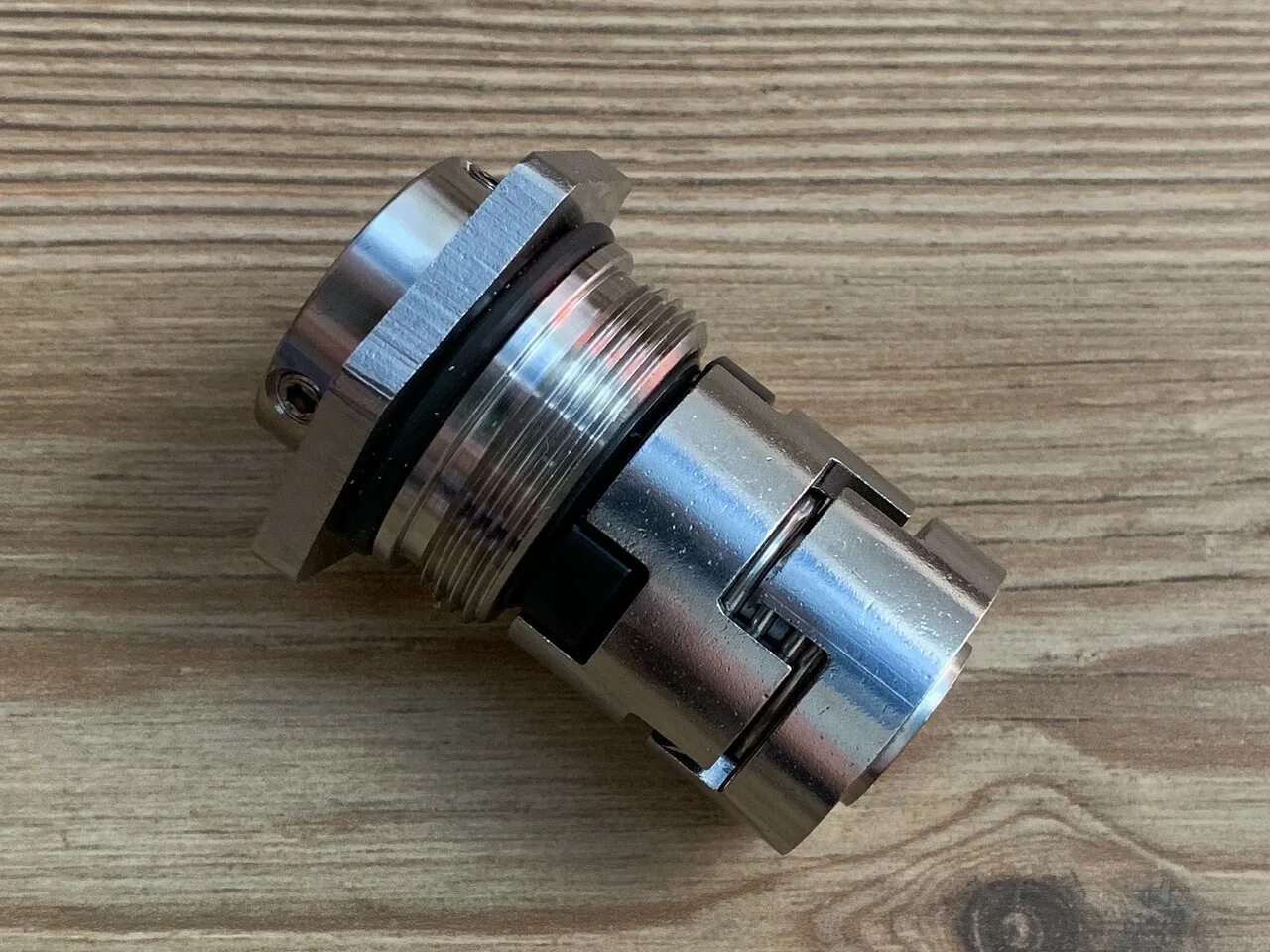 Уплотнение grundfos hqqe. Торцевые уплотнения grundfos hqqe. торцевое уплотнение насоса grundfos cr15. грундфос торцевое уплотнение hqqe. уплотнение торцевое вала grundfos hqqe 16mm.