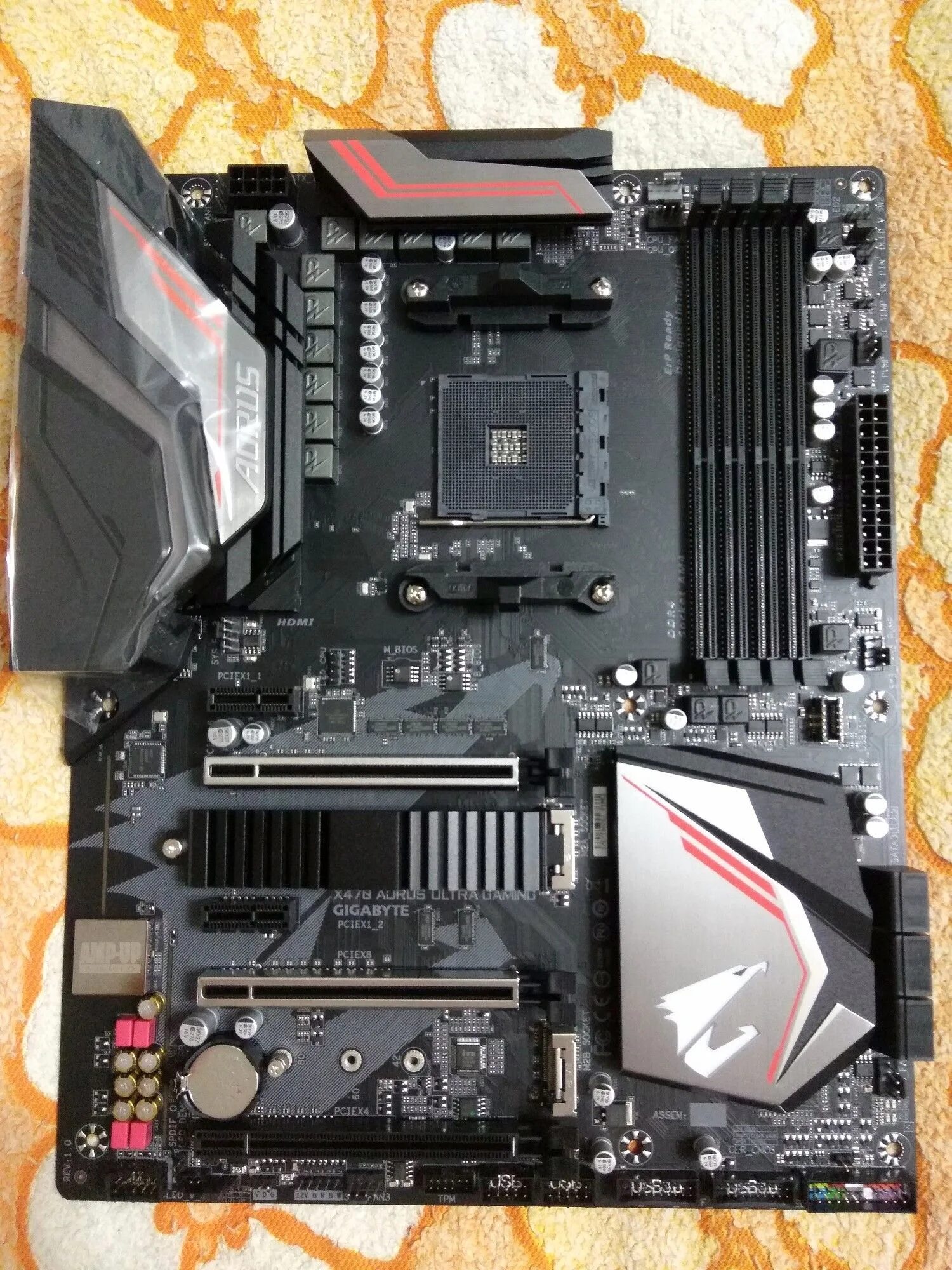 Gigabyte x470 ultra gaming. Материнская плата Gigabyte x470. Gigabyte x470 AORUS Ultra Gaming. Материнская плата AORUS x470. Gigabyte AORUS 470.