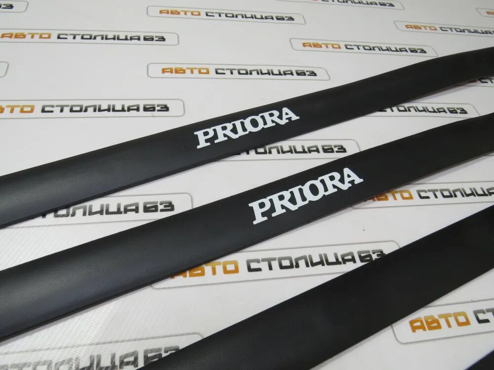 Накладки на низ дверей ваз 2170 6шт. 2192 молдинг дверей (к-т 4 шт). Молдинг на двери приора хэтчбек. Молдинги дверей приора 2 в приору 1. Молдинги ваз 2110.