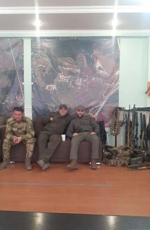 Чеченский командир дикий. Мардакянский дендрарий баку. Чъребайы хъаергаенаег. Чъребайы хъаергаенаег. Чъребайы хъаергаенаег.