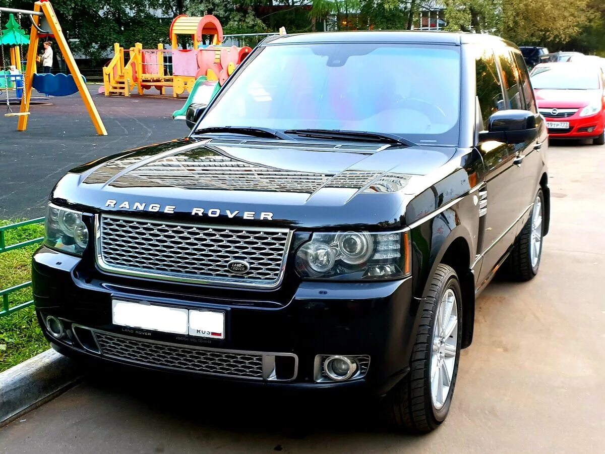 Купить ленд ровер 2 дизель. Рендж Ровер 4.4. Рендж Ровер 4.2. Range Rover 2012. Land Rover range Rover 2012 черный.