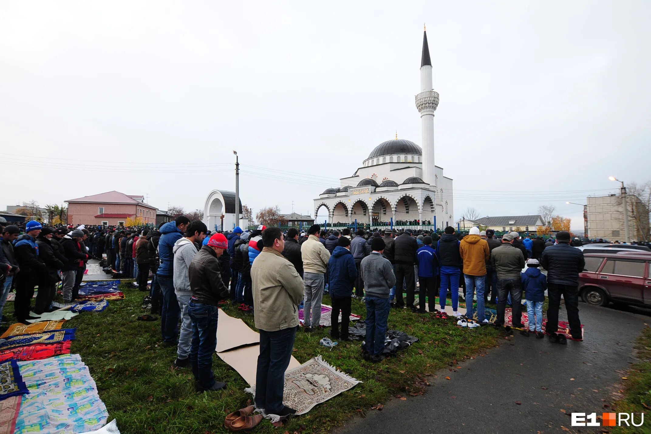 Мусульманский праздник сегодня в москве. Мусульмане Свердловской области. 19 Июля мусульманский праздник. Арамиль и мусульмане.