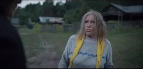 Увидела платок своей
