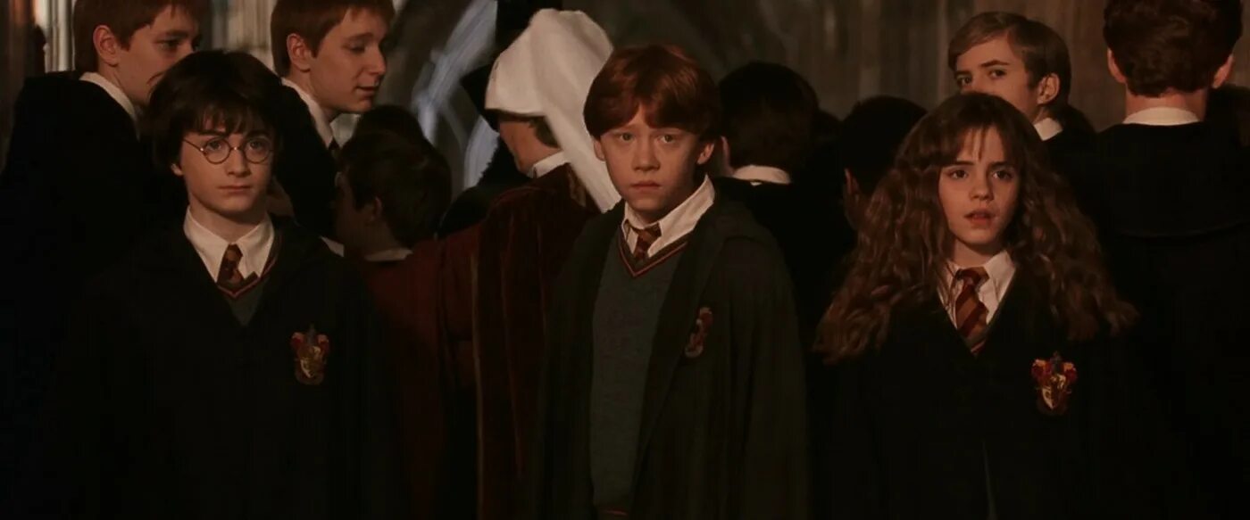 Гермиона 2 часть тайная комната. Гермиона грейнджер гарри поттер и тайная комната. Гарри поттер и тайная комната гермиона. Гермиона тайная комната кадры. Гермиона грейнджер гарри поттер и тайная комната.