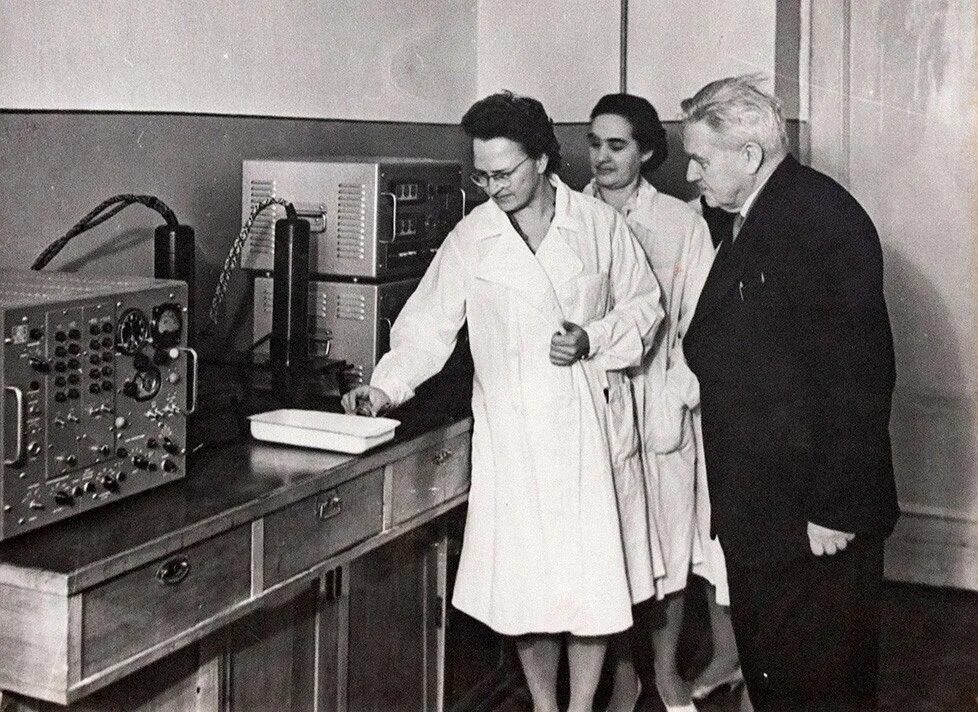 Сша 1987. Ссср 1987 год. Дума 1993 борис ельцин. Проспект маркса москва ссср. В 1987 году был создан.