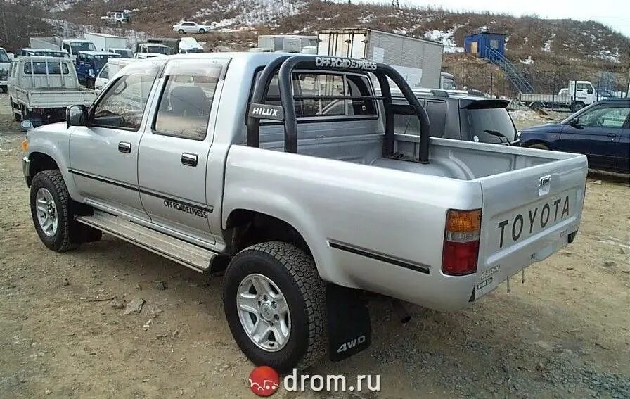 Toyota Hilux 1994. Тойота Сурф Хайлюкс пикап 1994. Тойота Хайлюкс пикап 1992. Тойота Хайлюкс 1990. Купить пикап в хабаровске