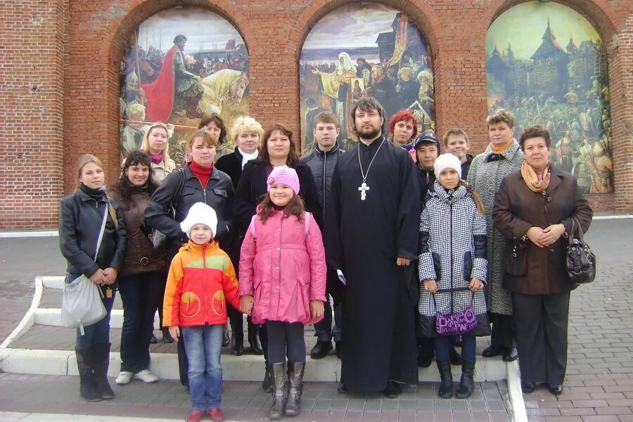 Святыни коломенского. Святыни Коломны. Паломники Зарайск. Старая Коломна и дети. СПФО Луховицы.