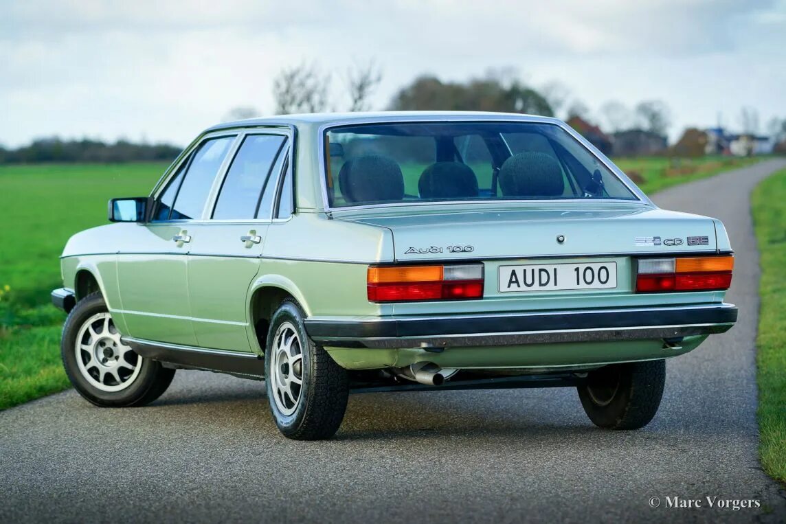 Ауди 100 с2. Audi 100 c2. Ауди 100 1978. Ауди 100 с2 хэтчбек.