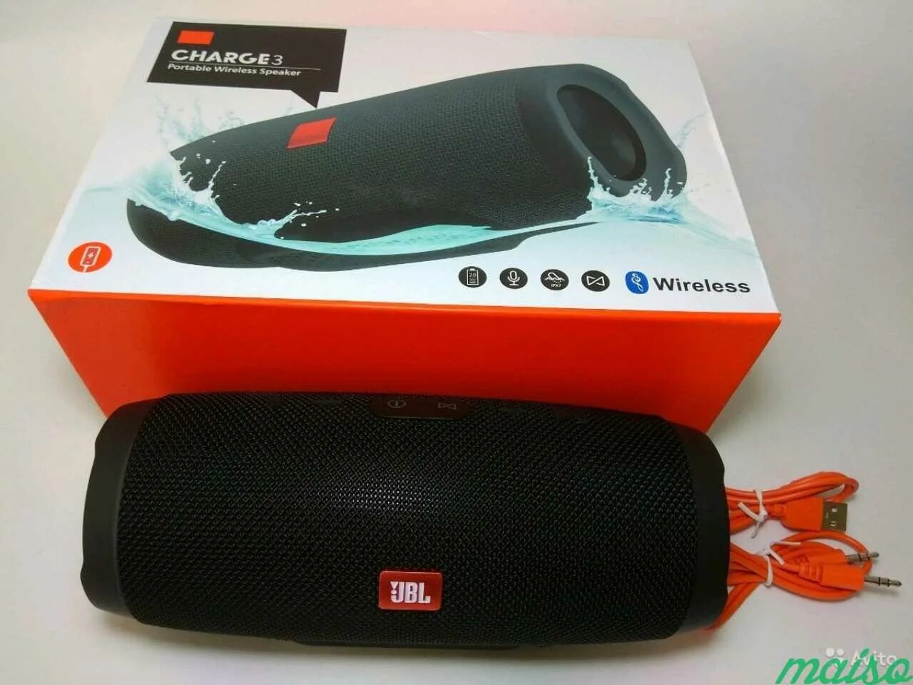 Bluetooth колонка jbl charge 4. Коробка для колонок. Коробочка колонка. Колонка sony кубик. Портативная акустика jbl charge 4 red.