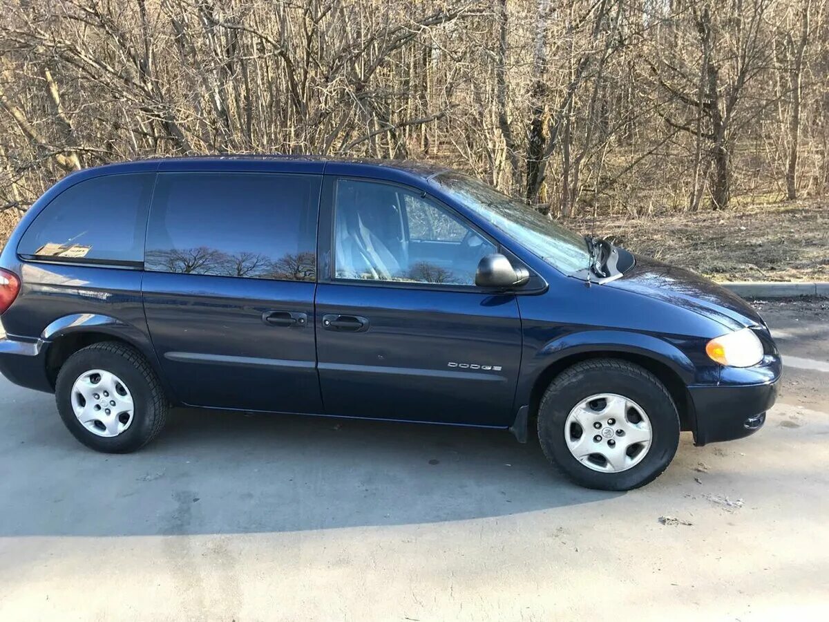 Dodge caravan 2001 год. Додж Караван 4. Додж Караван 2001. Додж Караван 2005 синий. Додж Караван 2001г.