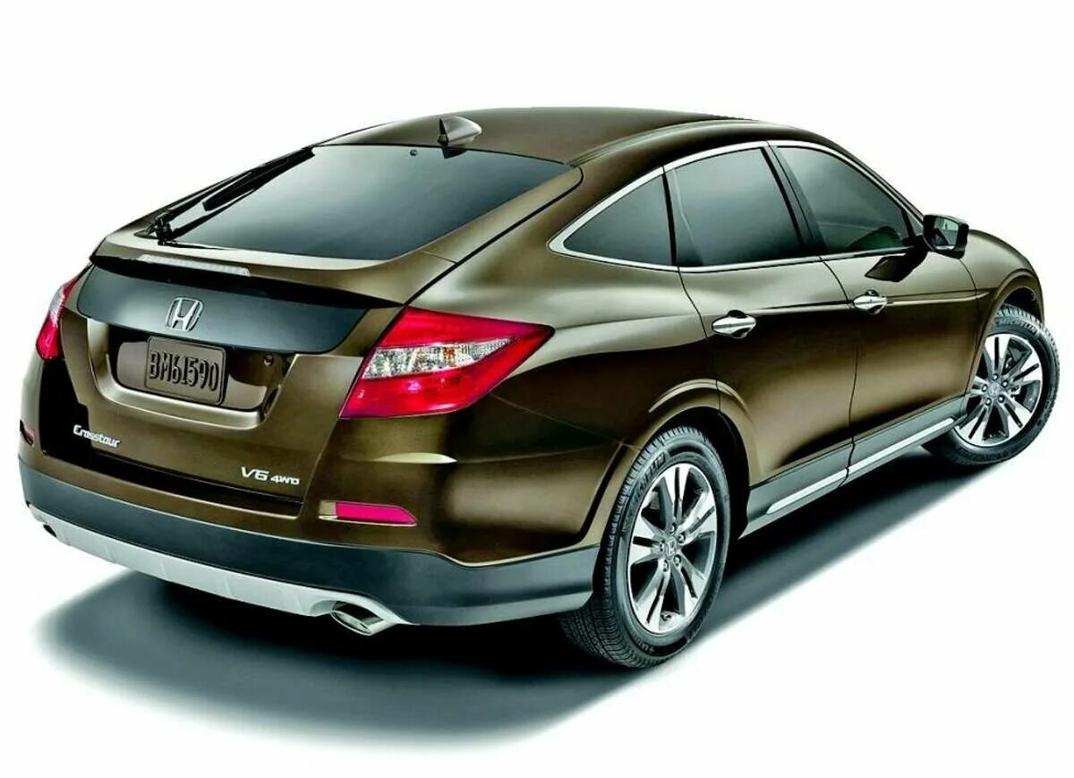 Хонда кросс тур. Хонда лифтбек Кросстур. Honda Crosstour 2018. Honda Crosstour 2013. Honda Accord Crosstour 2013.