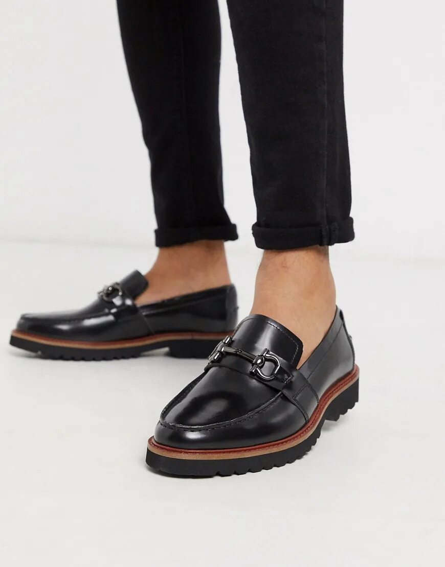 Лоферы мужские высокая подошва. Asos chunky loafers. Кожаные лоферы на толстой подошве с кисточками asos design machine premium. Мужские кожаные лоферы асос. Асос лоферы синие мужские.