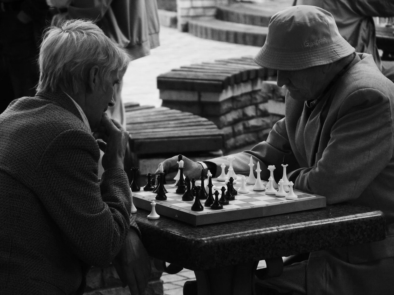 Do are they playing chess now