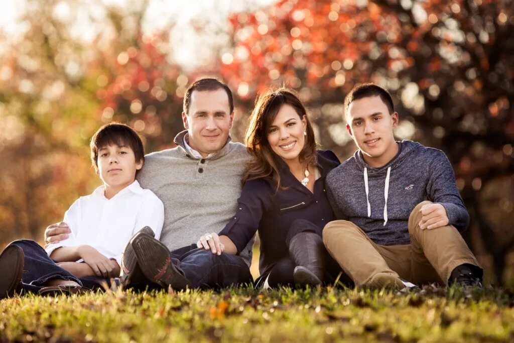 Story 1 family. Семья любовь. Love story” ; “Family”. Lovely Family. Картинки семья любовь.
