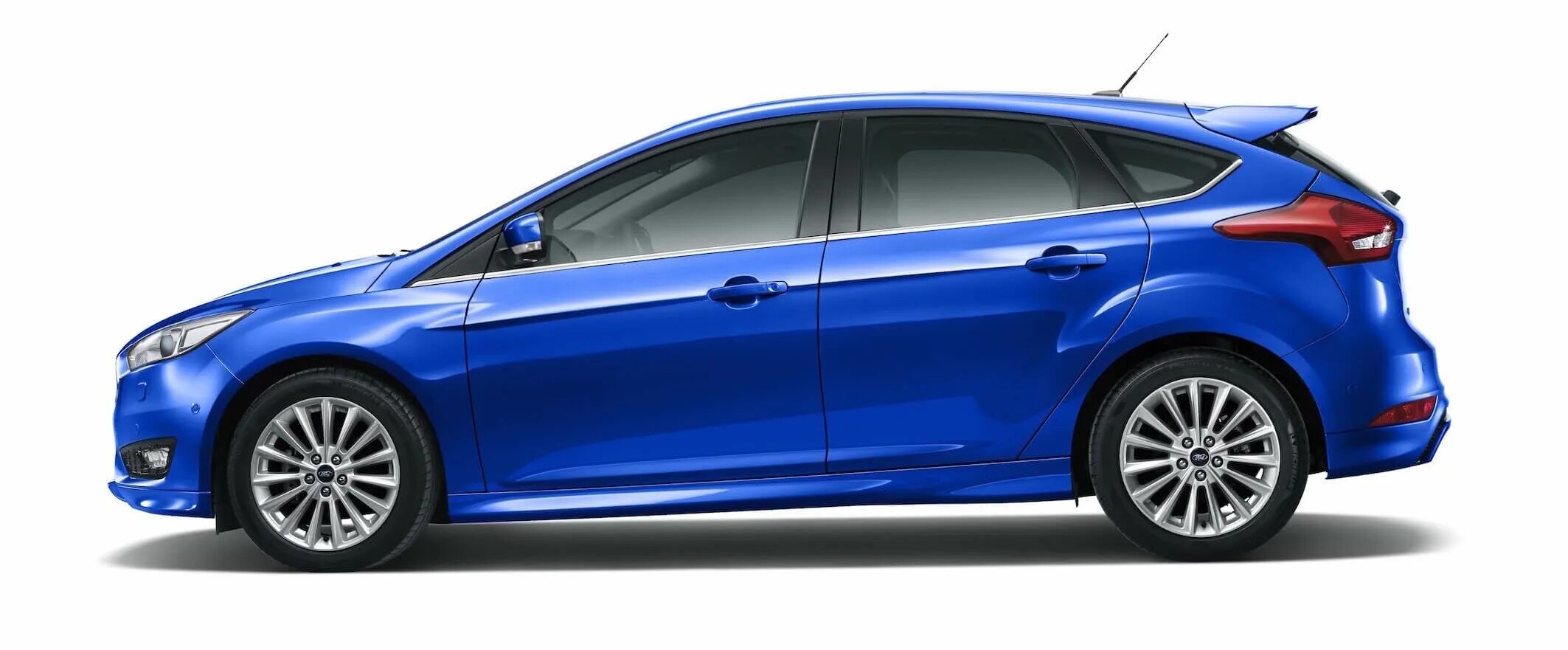 Форд фокус 3 седан 2015. Ford mondeo mk4. Ford mondeo 3 сбоку. Ford focus 2014 хэтчбек. Mondeo 6.