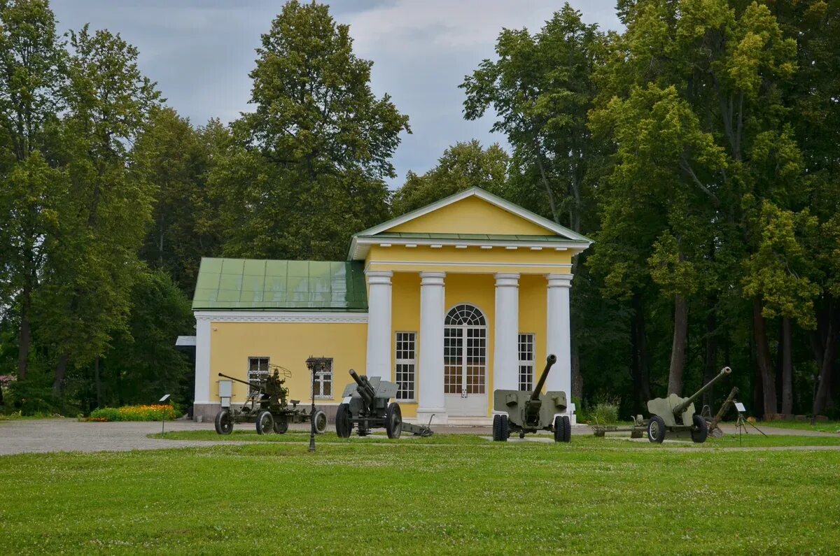 Мемориальный комплекс Богородицкое поле. Богородицкое поле Вязьма. Музей Богородицкое поле под Вязьмой. Богородицкое поле Вязьма музей мемориал.