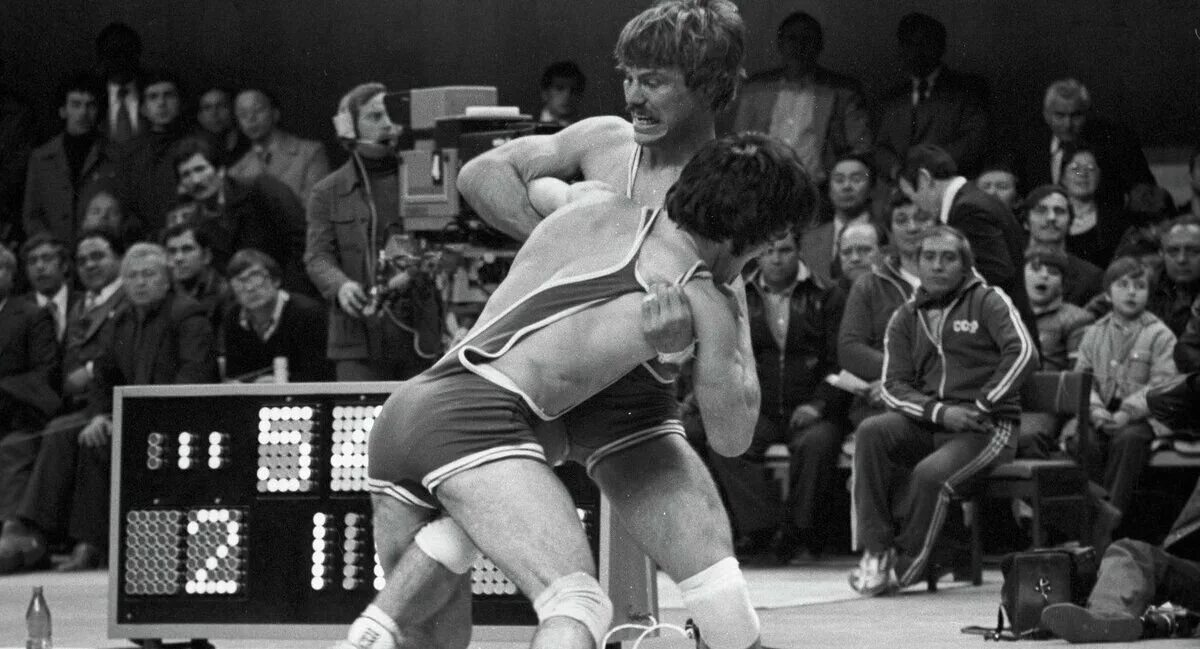 Спортсмен борец 1976. Геннадий Тыгдымаев. Геннадий Георгиевич Тыгдымаев. Борцы СССР. Легендарный бросок борца.