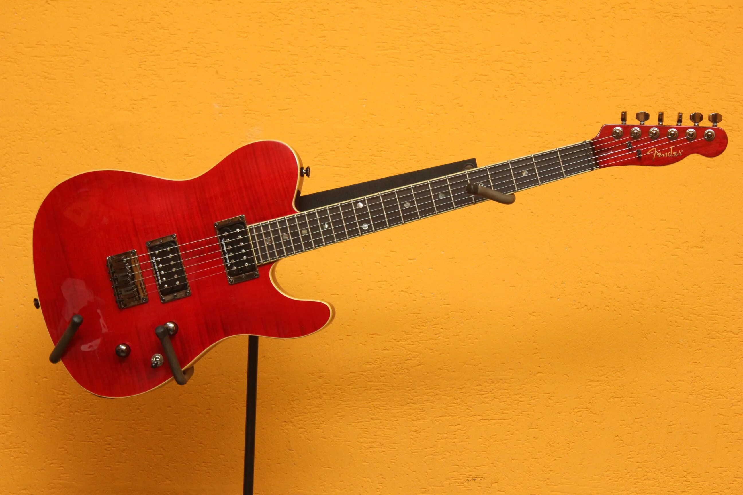 Фендер санбёрст. Фендер телекастер кастом. Фендер стратокастер красный. Фендер специал эдишн. Fender special.