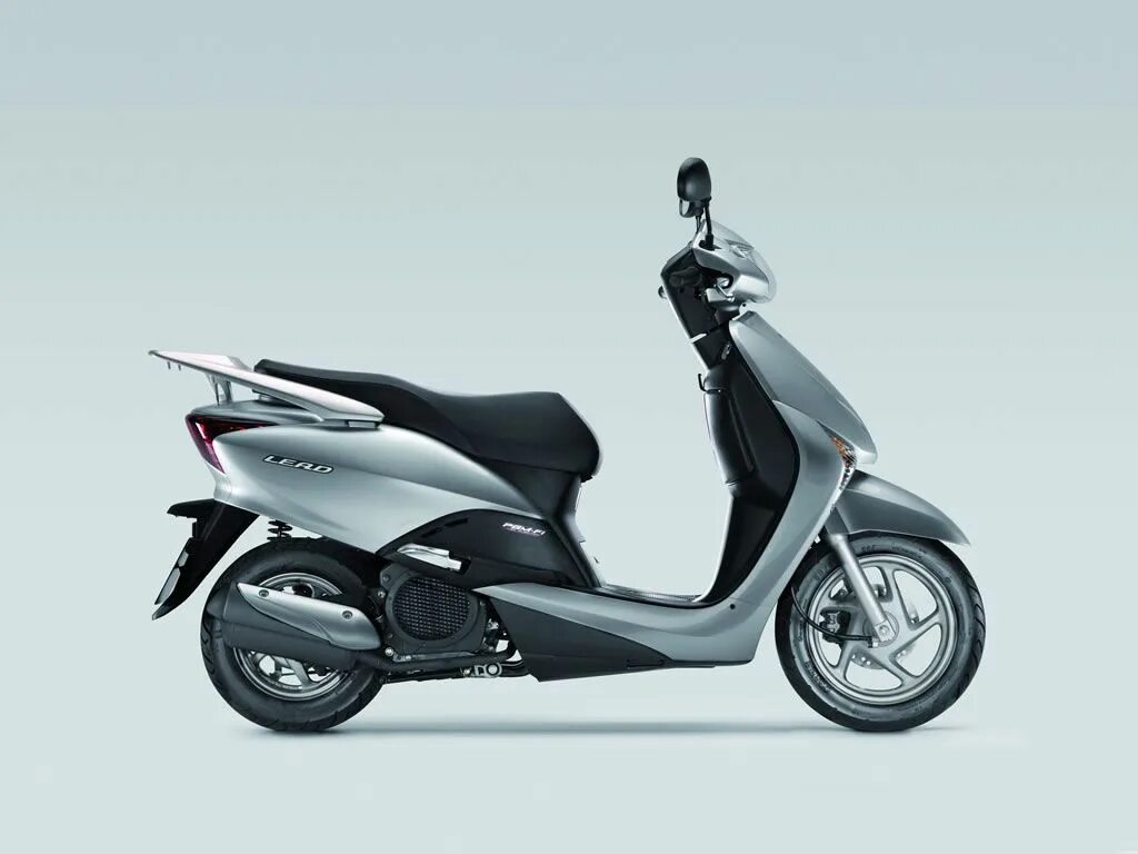 Honda lead 110. Honda lead 110 2020. Honda lead 2022. Honda lead 1984. Скутер купить 110