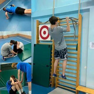 Подтянулся в школе