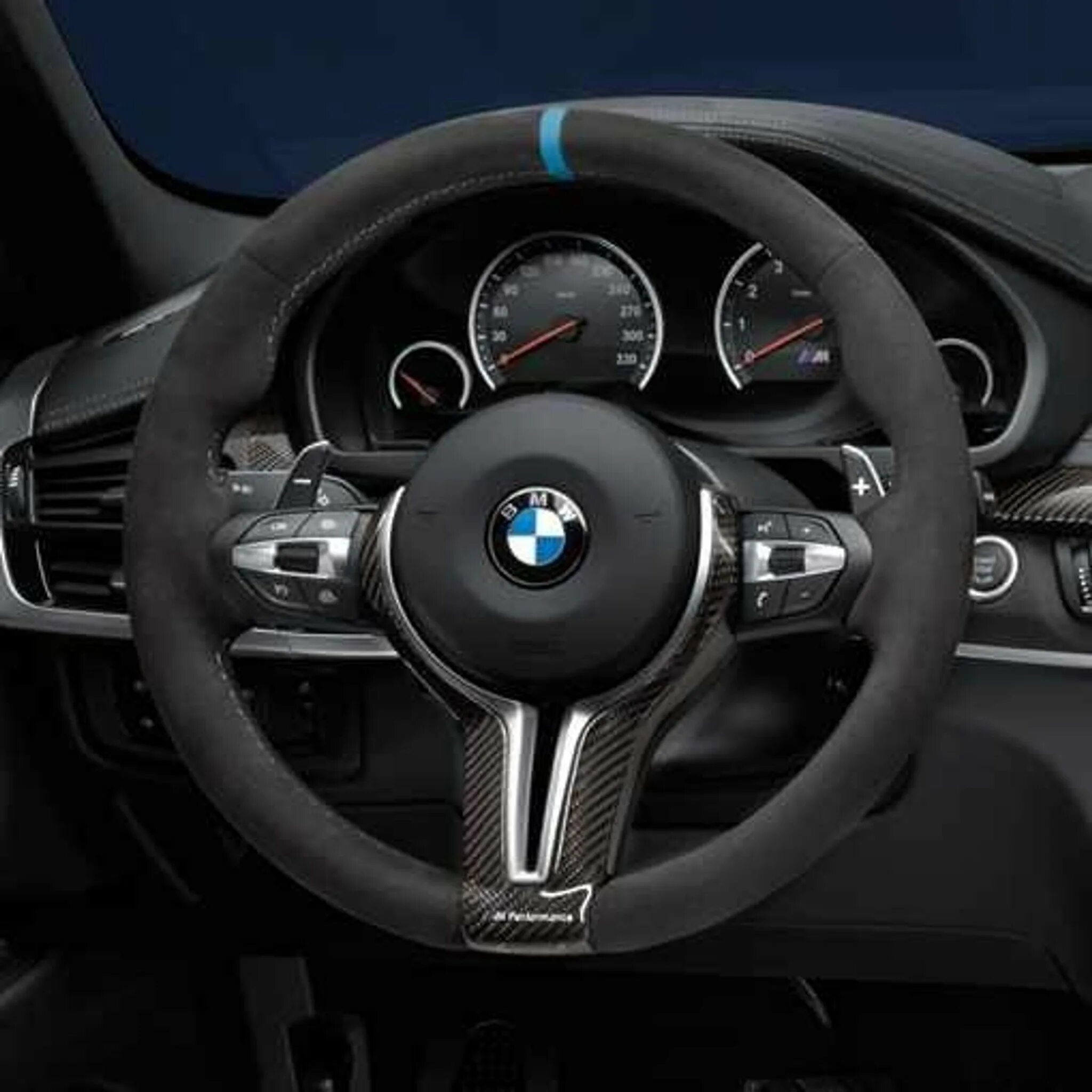 Руль bmw m. Руль BMW x5 f15 алькантара. BMW m2 руль. Руль BMW x6 g06. Руль BMW Performance f95.