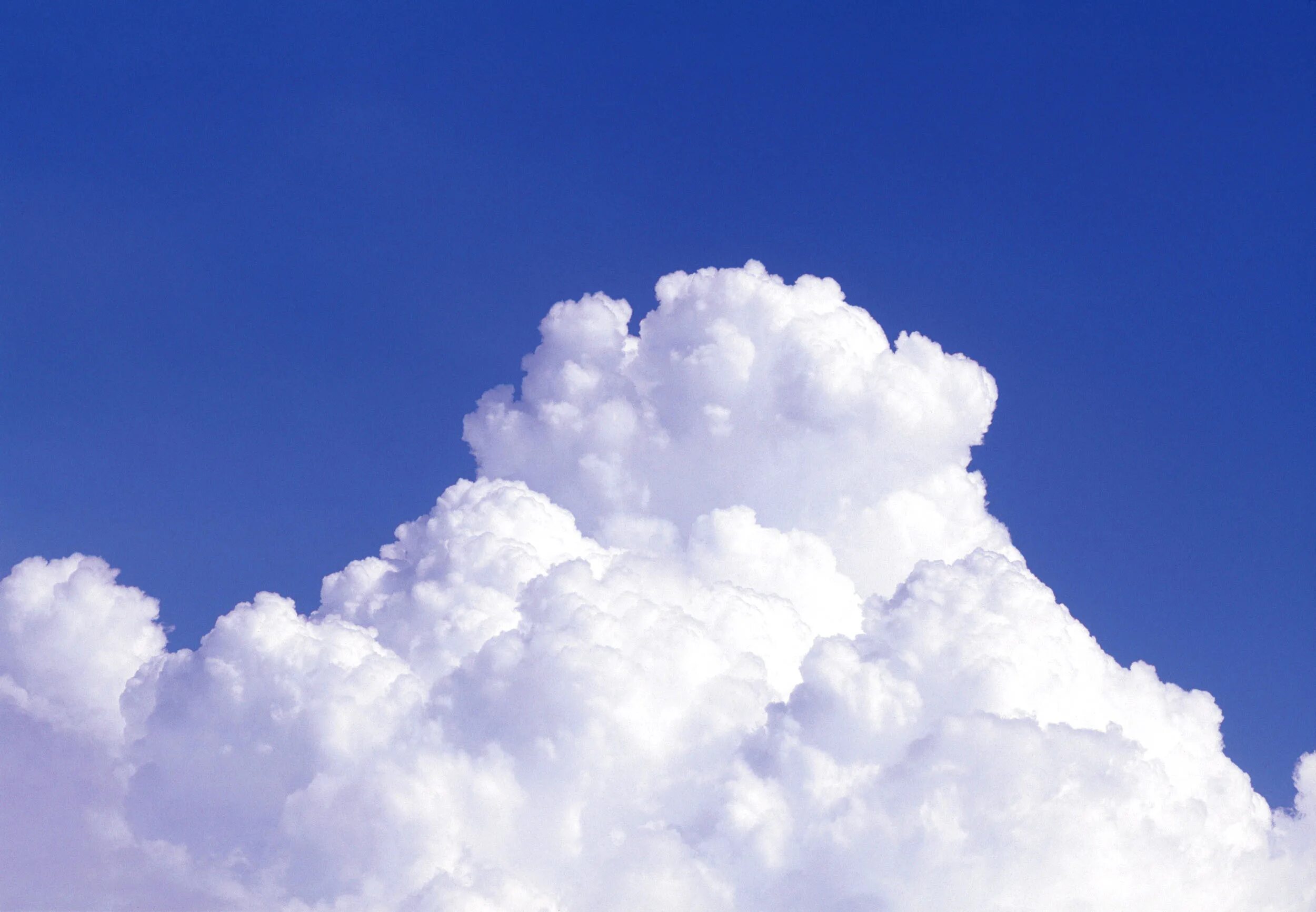 Облака. Feel under the weather идиома. Пышные облака. Облачко белый. Nimbus cloud цвет.