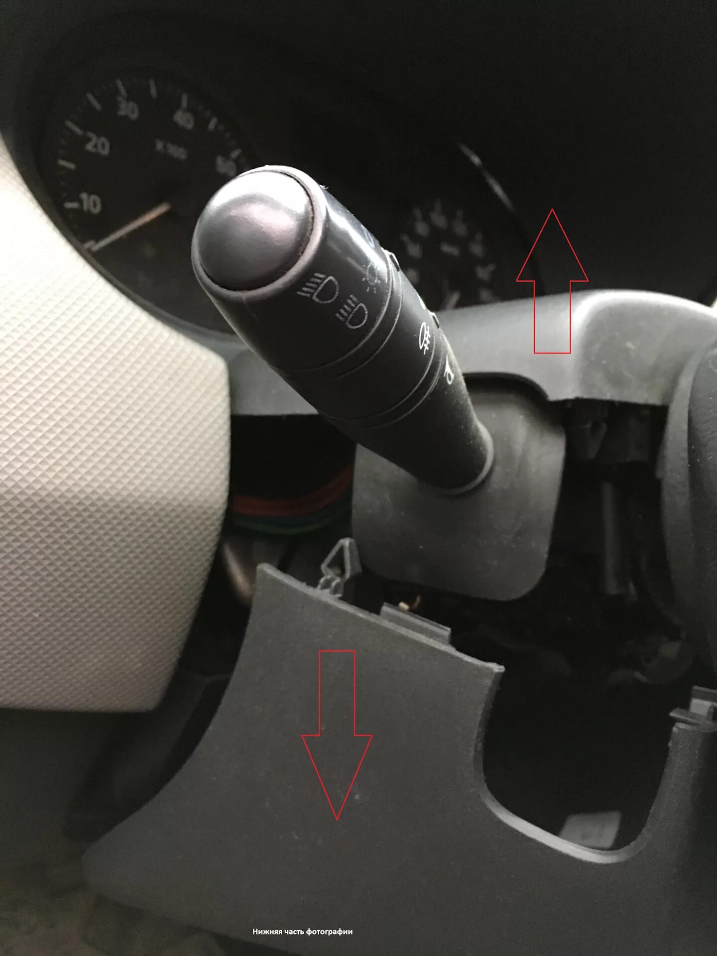 Ремонт правого подрулевого переключателя - Renault Duster (1G), 2 л, 2013 года с