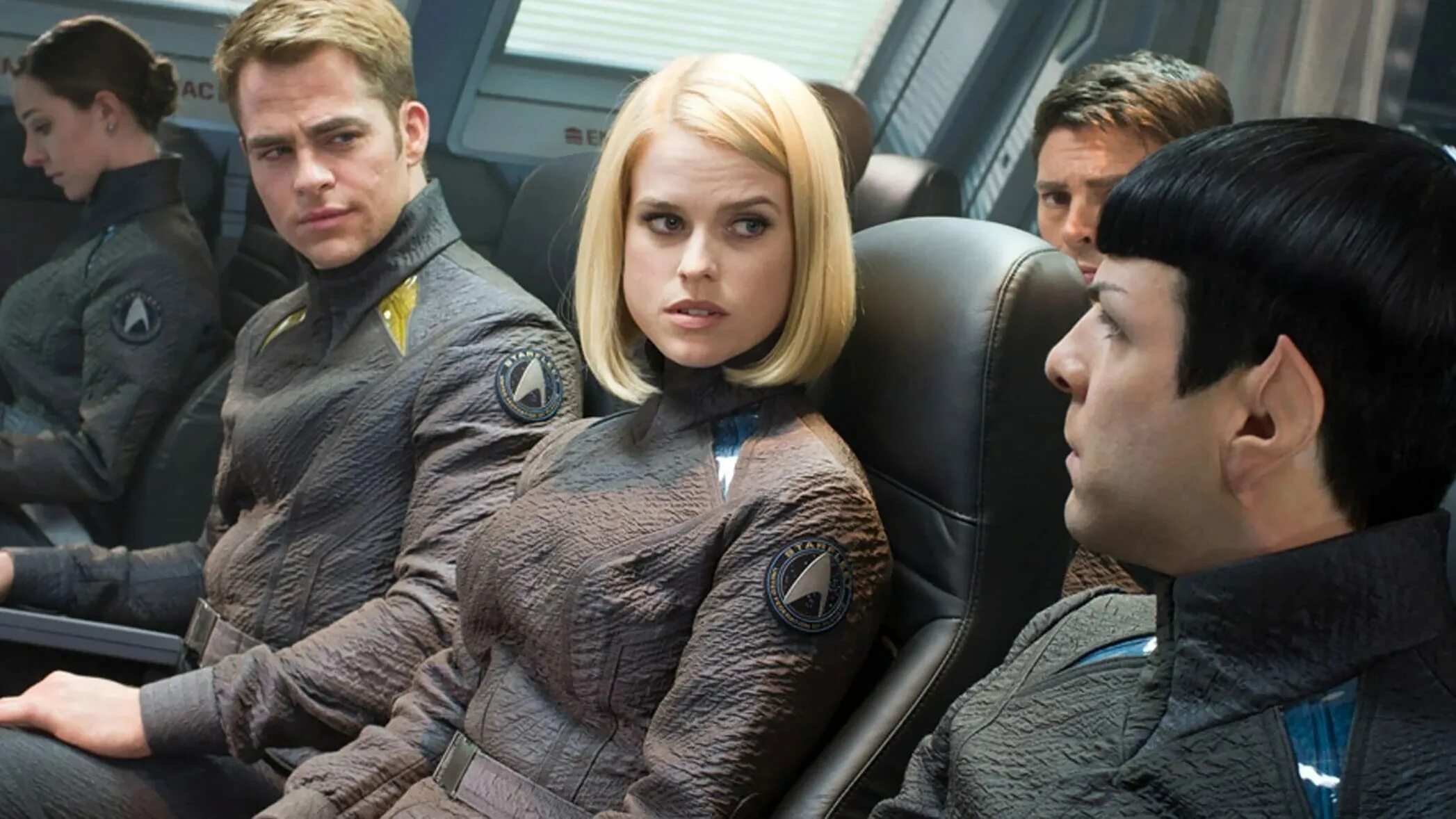 Стартрек 1. Звездный путь фильм фильм 2009. стартрек: возмездие (2013). звёздный путь фильм 2009 кирк. стартрек возмездие фильм 2009.