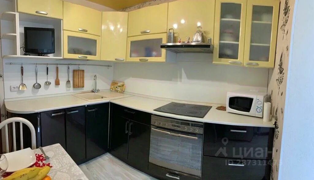 Гостиница адмирал большой камень. Сниму квартиру в большом камне недорого. Сниму квартиру в большом камне недорого. Блюхера 10 квартиры. Кабардинка коралл sea.