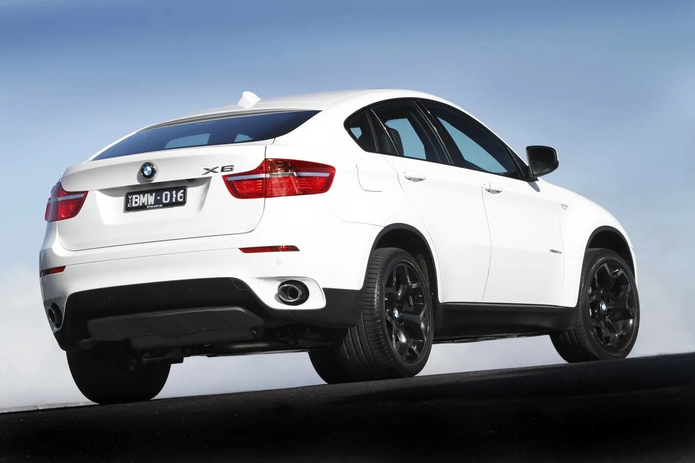 БМВ x6 30d. BMW x6 e71. BMW x6 2011.