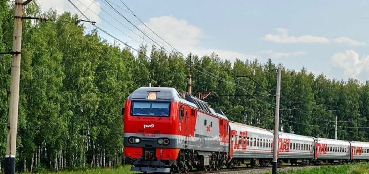 Новые поезда. Прямые поезда. Поезд Самара-Санкт-Петербург. Поезд культурный Петербург.