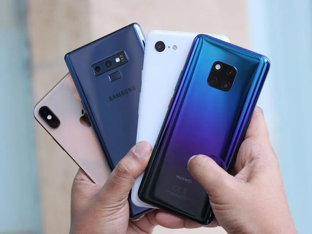 Xiaomi honor huawei. Айфон самсунг Сяоми. Айфон самсунг Хуавей. Redmi Samsung iphone. Samsung Huawei.