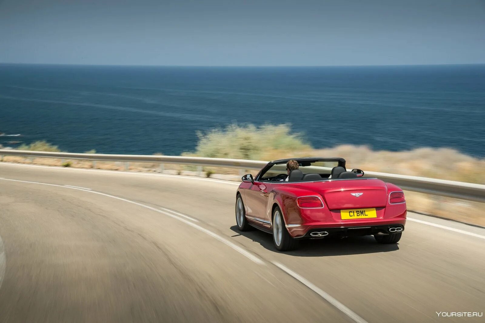 Бентли Континенталь ГТ 2015. Bentley Continental gt v8 s Convertible. Bentley-Continental-gt-v8 s Convertible - 2023. Машина на дороге. Машина к лету