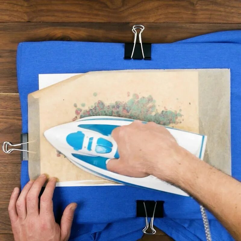 Как перенести рисунок на ткань. Перенос рисунка на ткань. Способы переноса рисунка на ткань. Перевести картинку на ткань. Рисование через кальку для детей.