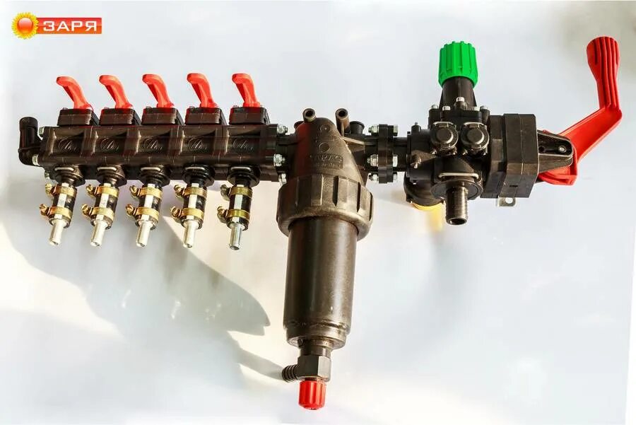 Распределитель arag с клапанами. Распределитель 5 ти секционный упа. Распределитель на опрыскиватель агрола. Распределитель 4х секционный arag. Распределитель на опрыскиватель arag.