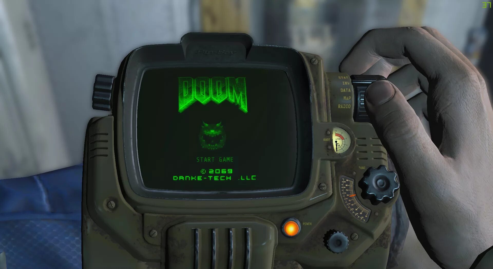 Фоллаут 4 мод пип бой. Пип бой 4000. фоллаут 4 пипбой. пип бой фоллаут 4. pip boy 1000.