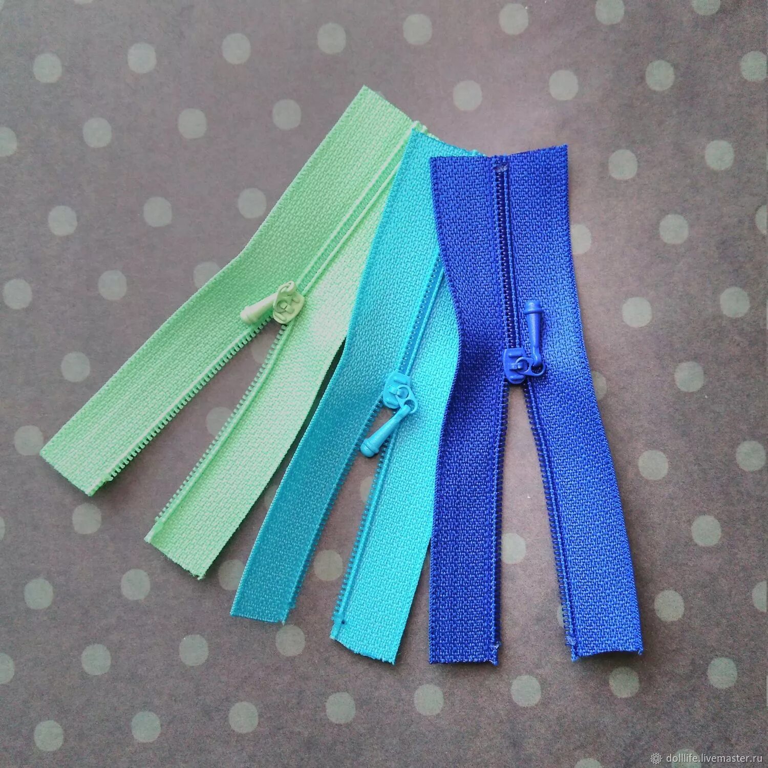 Разъемная молния для кукольной одежды. Молния мини 7 см. Мини молнии. Молния фото. Молния 10 см для кукольной одежды.