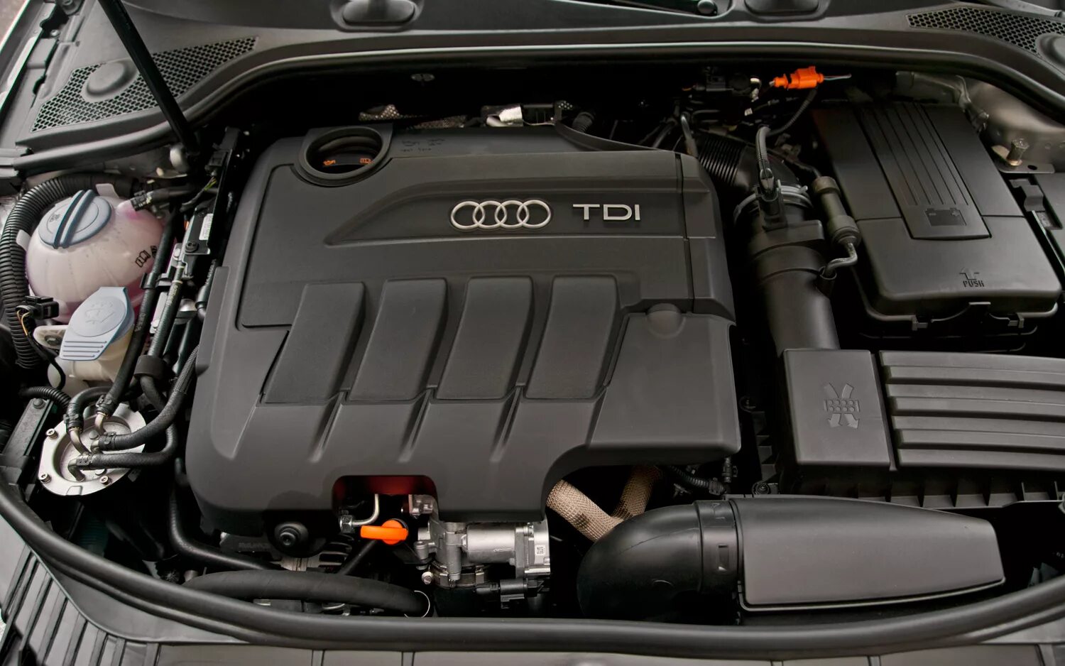 Показать двигатель ауди. Ауди а3 мотор. audi a3 2.0 tdi 2005 engine. audi a3 2025 engine. ауди а 3 сотор 1,6 2015турбо.