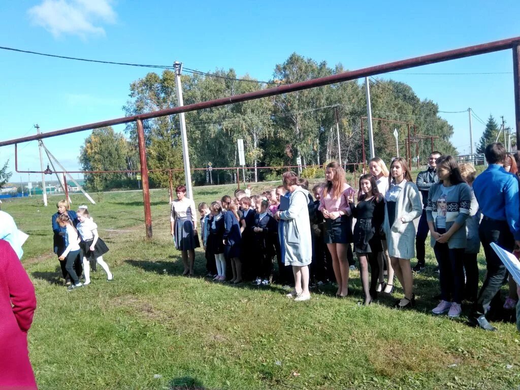 Погода в старом эштебенькино. Старое Эштебенькино. Село старое Эштебенькино. Старое Эштебенькино Самарская область. Воротнее школа Сергиевский район.