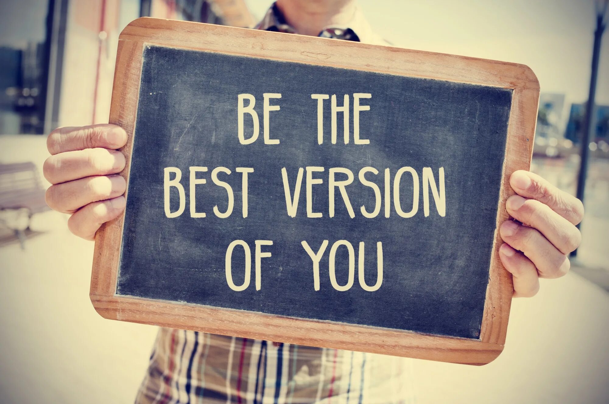 Always do your best. Be the best Version of yourself обои. Мотивационные картинки. Стань лучшей версией себя на английском. Картинка it is good.