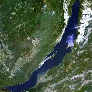 Байкал полумесяц