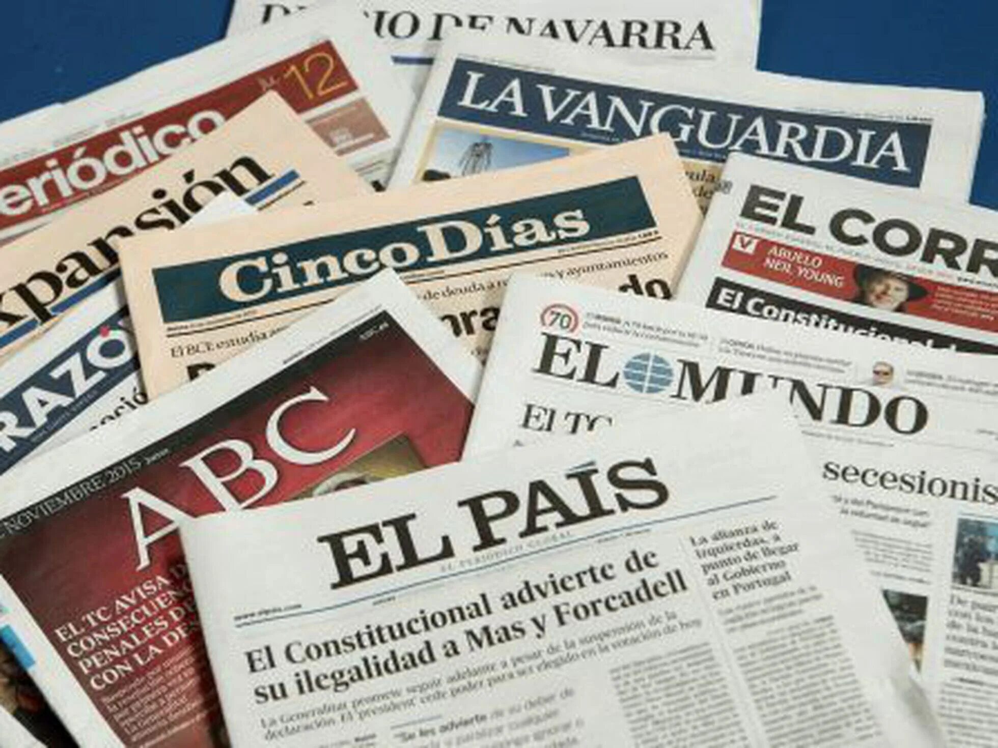 La el pais. Испанские газеты. Испания СМИ. Периодические издания: el país. La prensa газета.