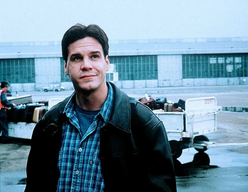 Турбулентность 3: тяжёлый металл фильм 2000. Турбулентность фильм 1999. Turbulence 1997 фильм. Управляя полетами (1999) постер. Турбулентность 2 страх полетов.