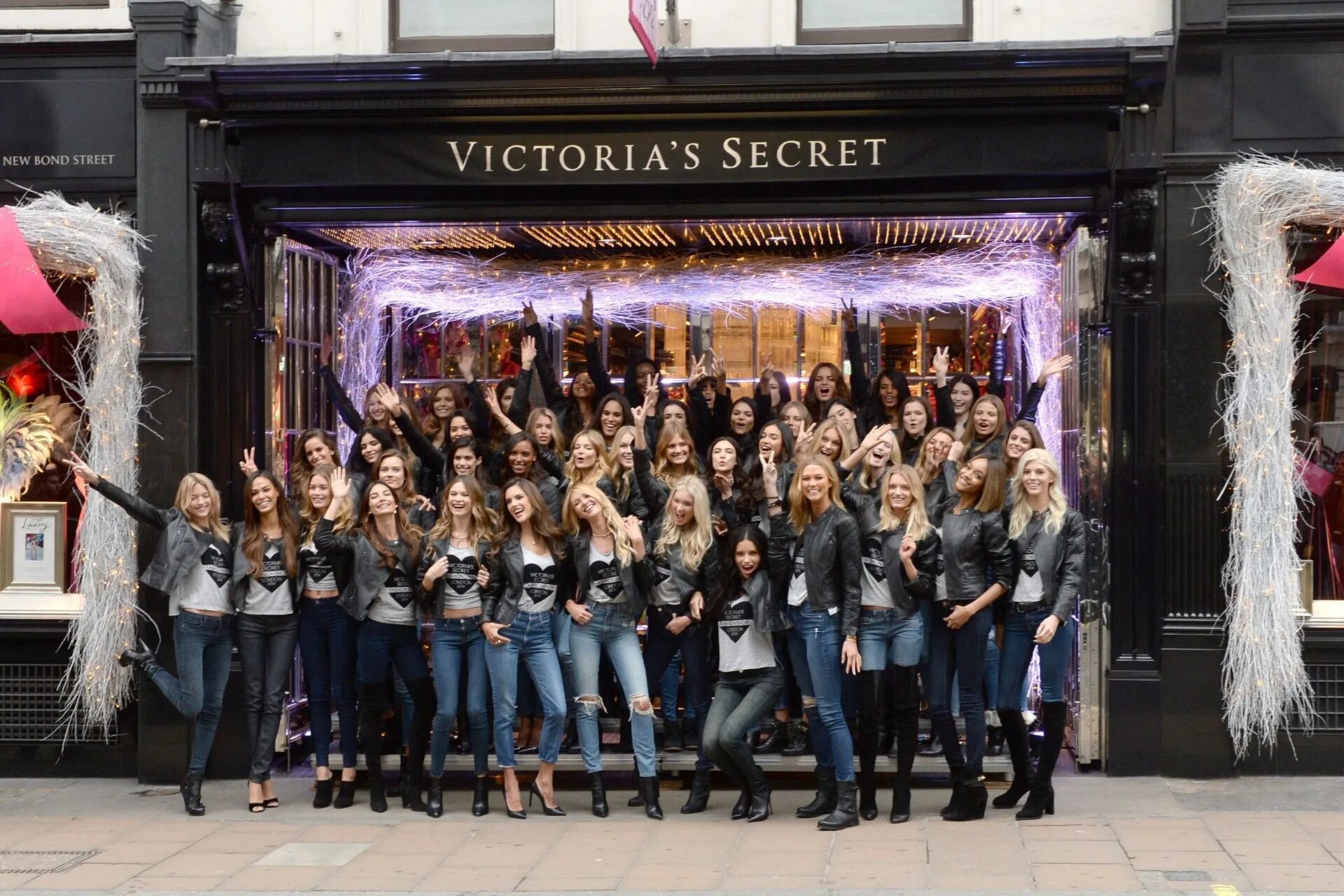 Secret street. Victoria's Secret Bond Street London.