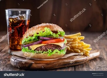 Burger cola: лицензируемые стоковые фотографии без лицензионных платежей (р...