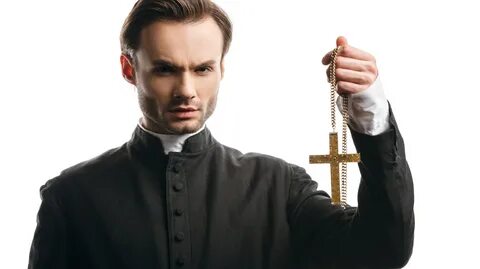 Первый католический священник