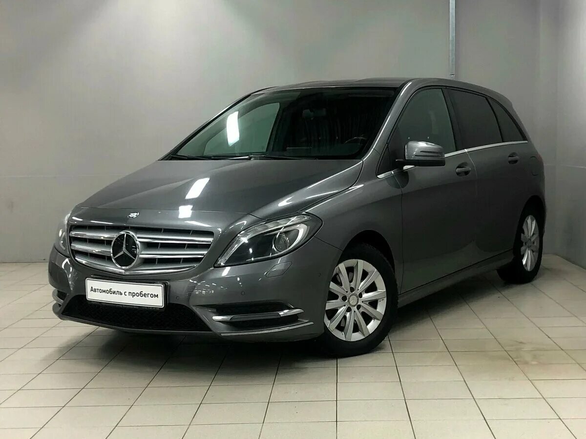 Мерседес б200 2014. Mercedes b class w246. Мерседес 246 кузов. Мерсадес бенз б200 2014 хэтчбек.