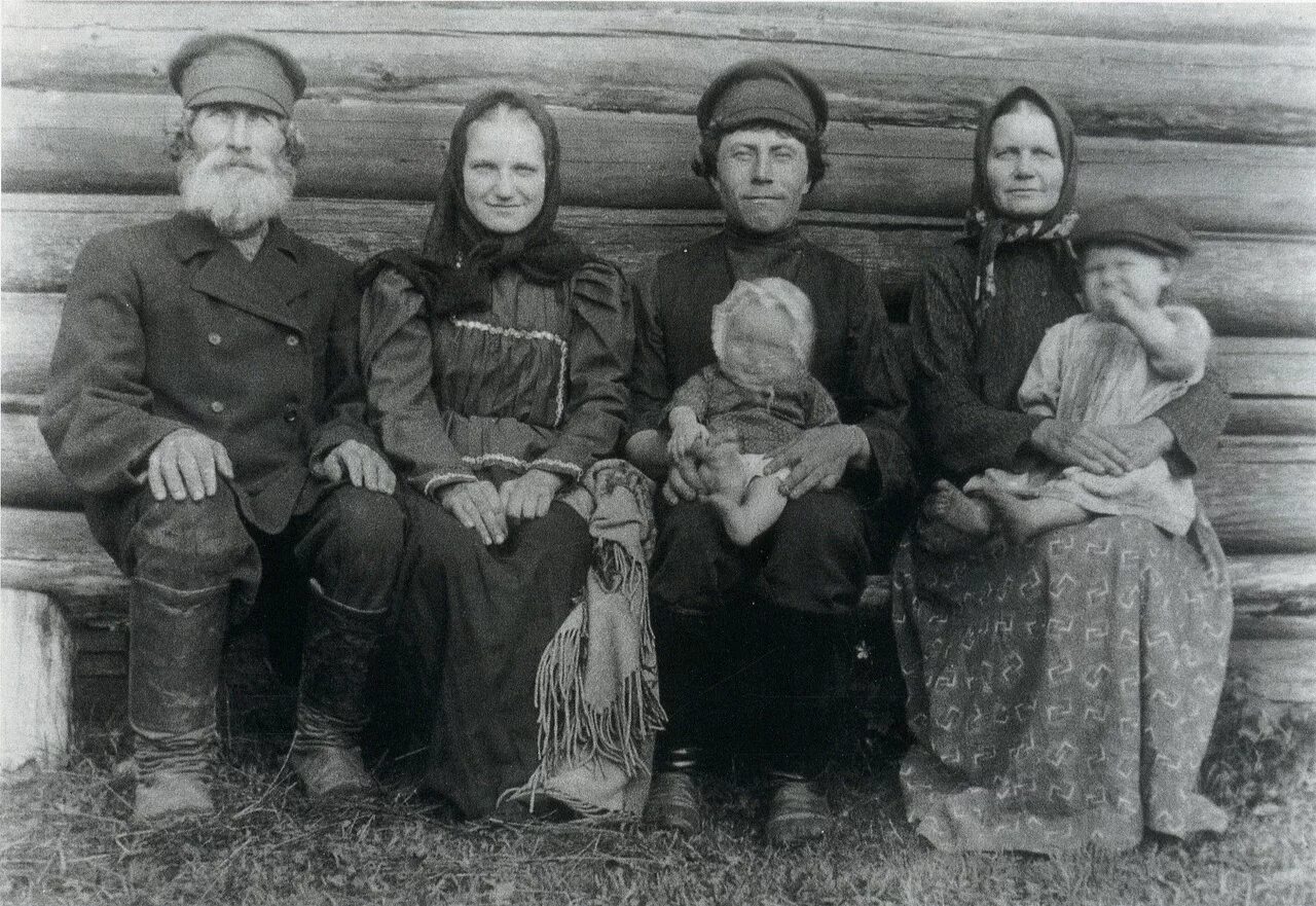 Первые в роду новое. Рязанская Губерния 19 век семья. Крестьяне 19 век Нижегородская Губерния. Русские крестьяне 19 века Прокудин Горский. Крестьяне 19 века в России Орловской губернии.