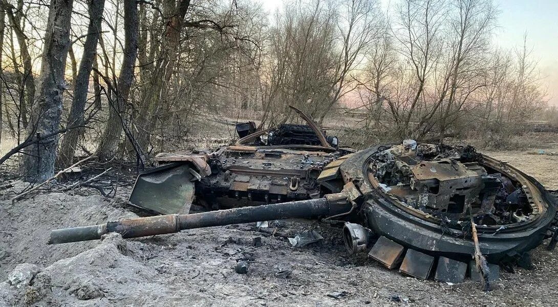 Танковая атака под авдеевкой. Танк в украинской войне. Российские танки. Танковый полигон.