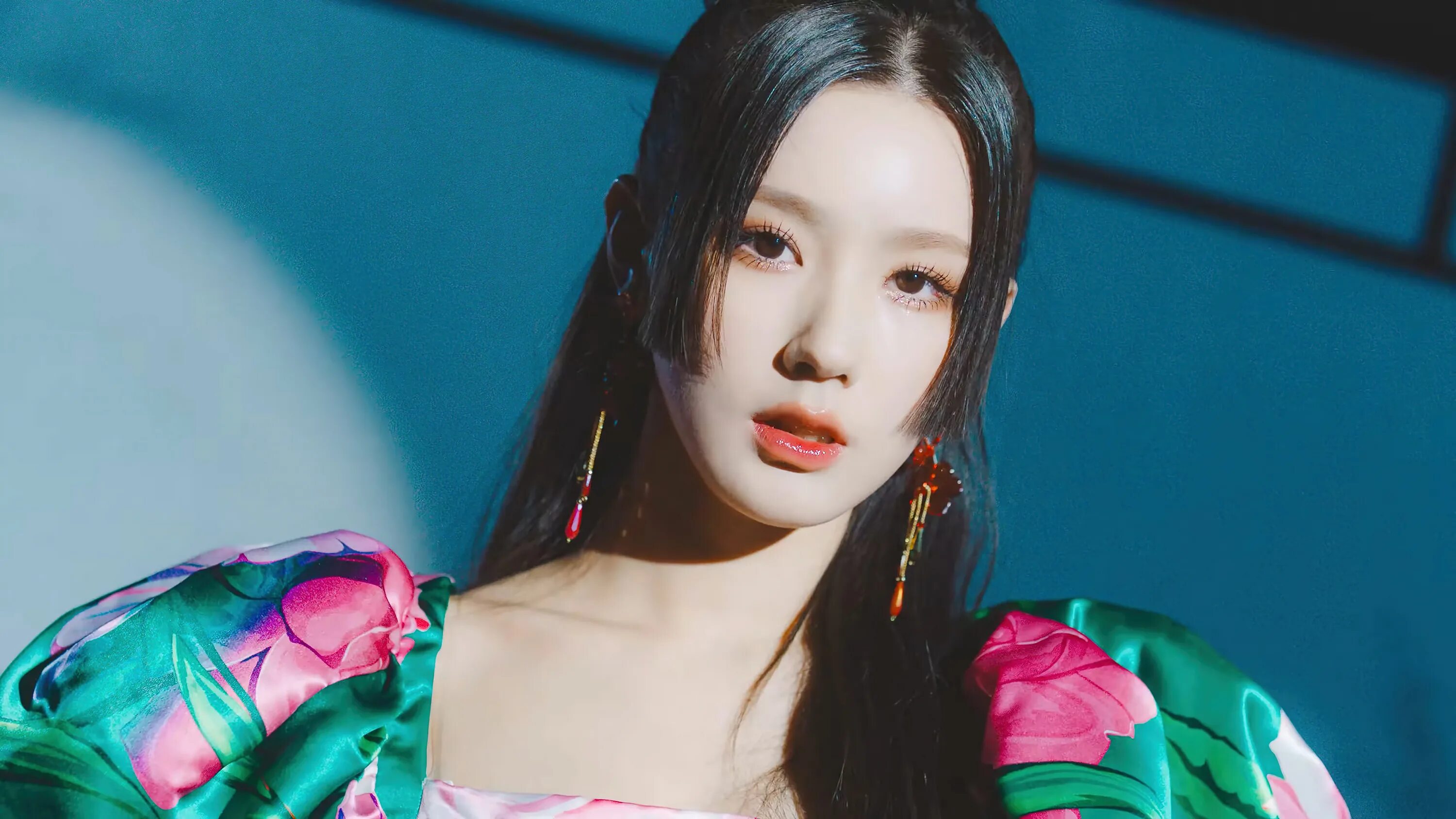 Джи айдл nxde текст. Миён g idle. gidle hwaa. миен джи айдол. g i dle миён.